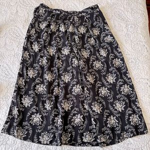 Vintage midi floral skirt